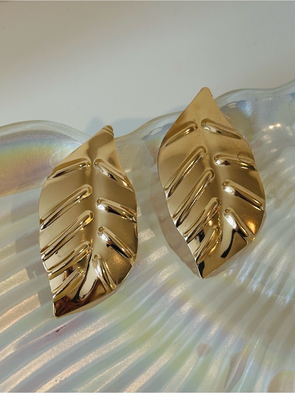 Fashion Jewelry Gold Leaf Drop Earrings - Gold